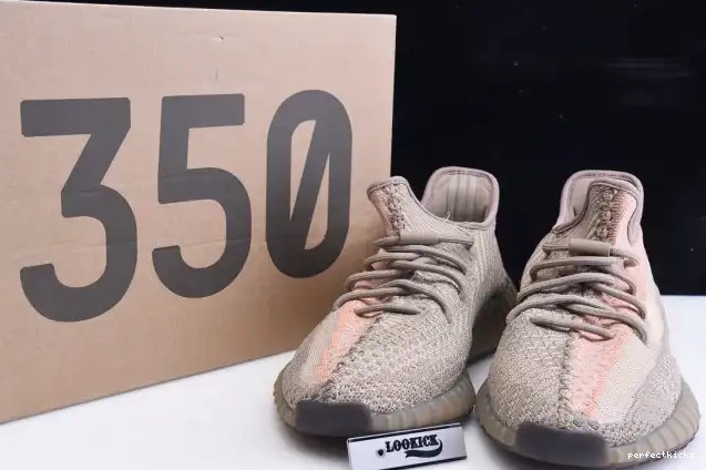 BOOST V2 YEEZY FZ5240 